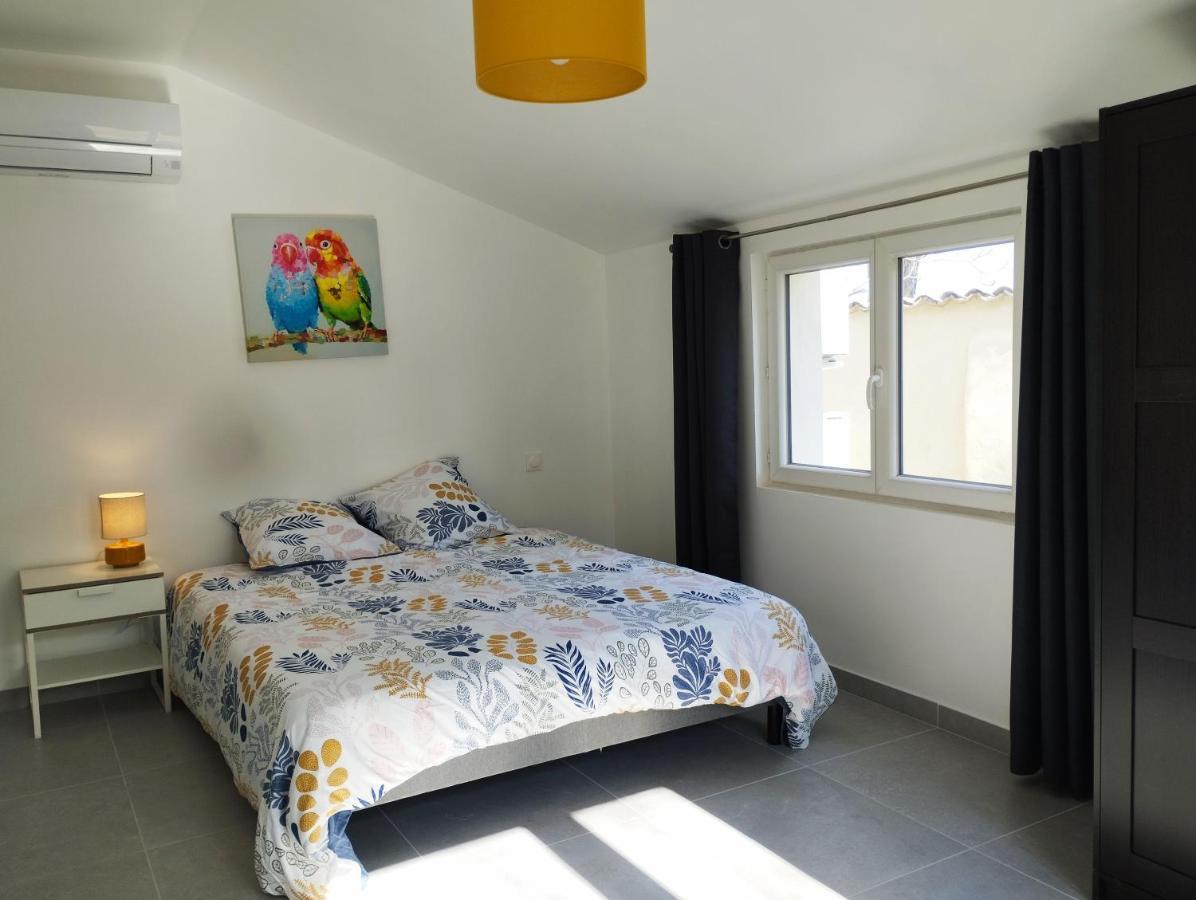 Appartement Meuble Et Tout Confort, Au Milieu De La Campagne Saint-Paul-Trois-Châteaux Extérieur photo